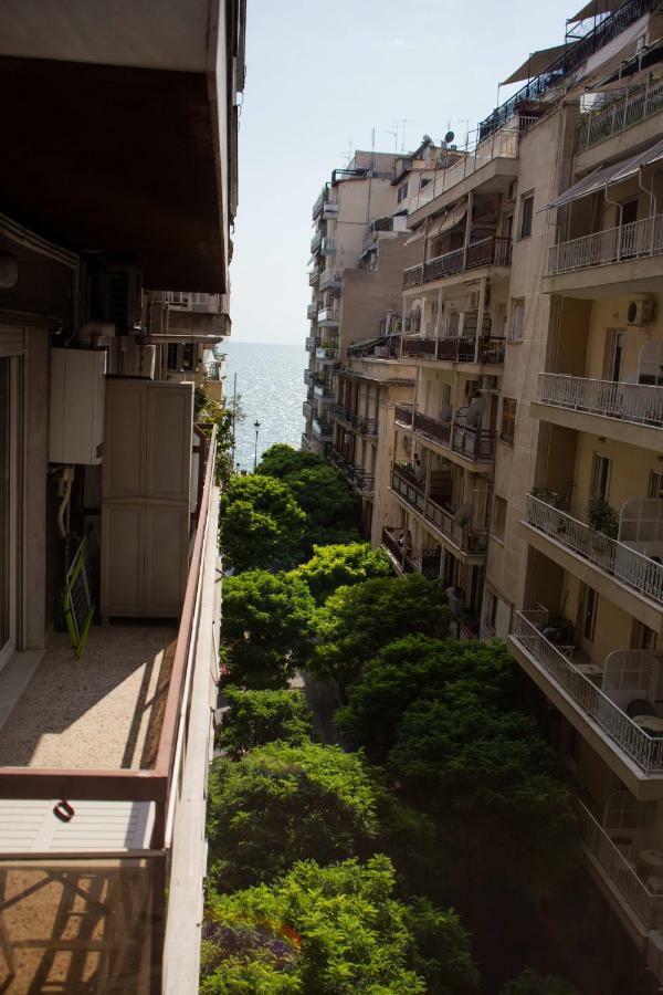 Thessaloniki Center Apartment On The Sea Екстериор снимка